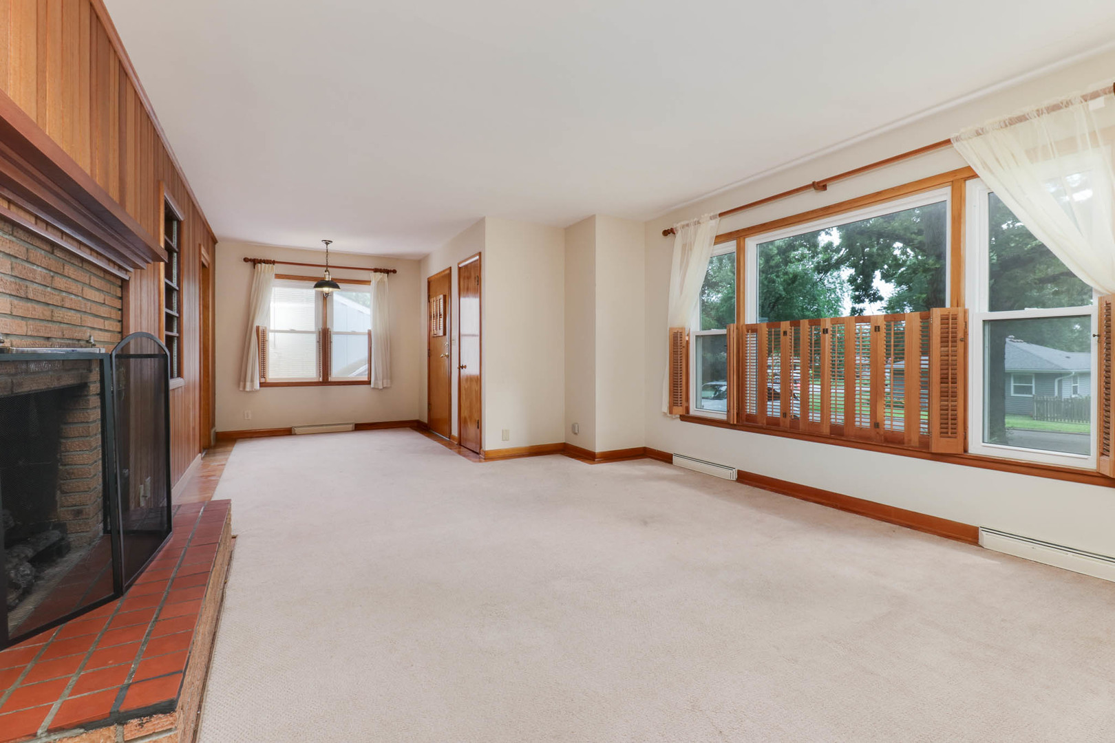 129 Eastview Drive Normal, IL 61761 - Photo 7 of 38