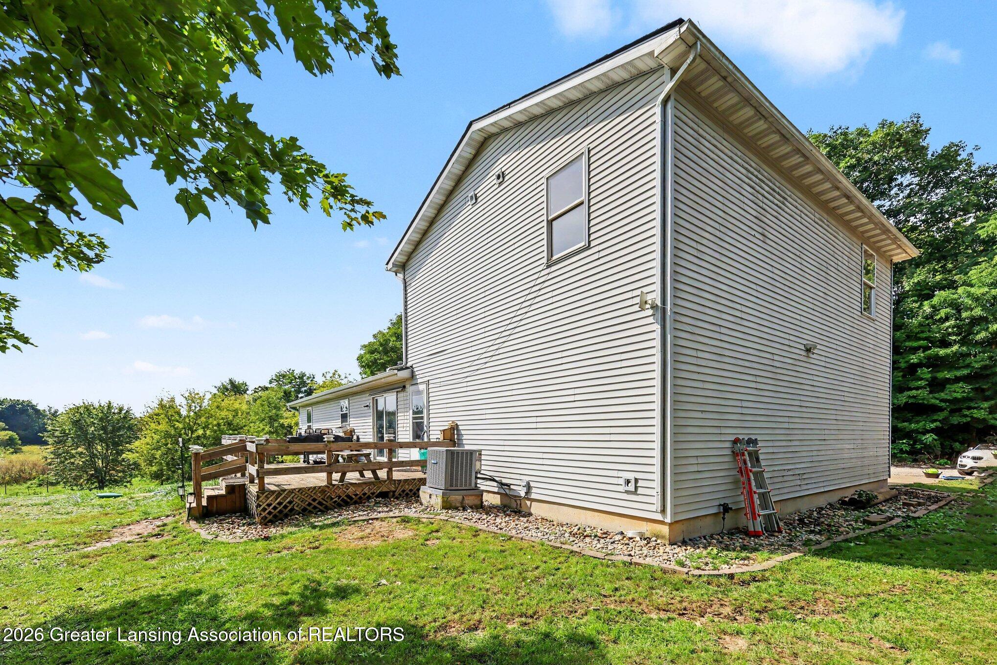 5185 Young Road Bellevue, MI 49021 - Photo 22 of 34 026_file_6966
