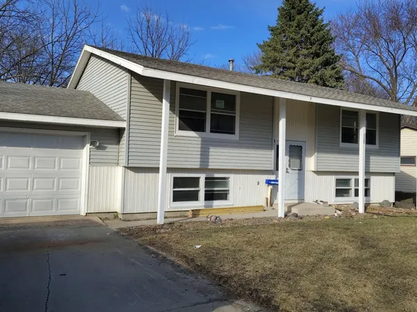 $278,888 | 520 8th Avenue Northwest, Waseca, MN 56093