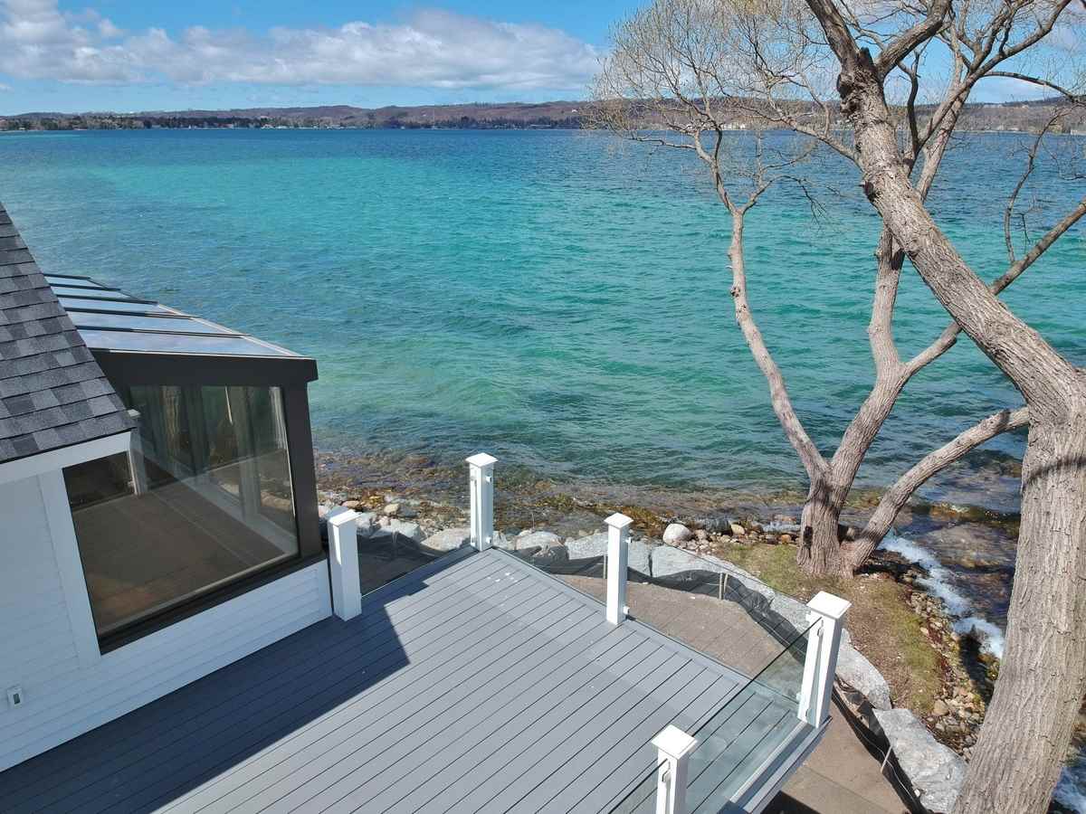 280 South Stony Point Road Suttons Bay, MI 49682 - Photo 8 of 63 1871004-7.JPG