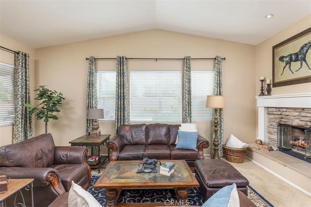 43922 Country Ridge Court Temecula, CA 92592 - Photo 18 of 61 Family Room