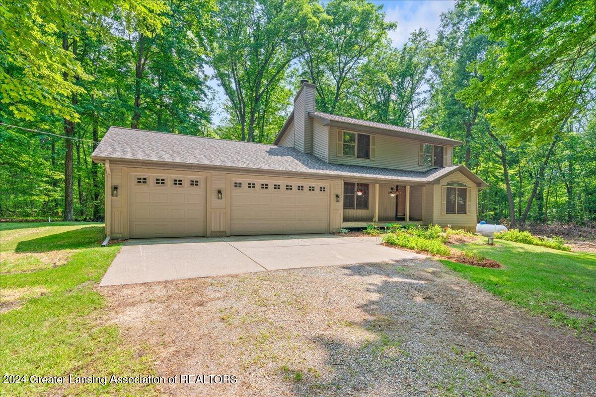 5589 Stimson Road Eaton Rapids, MI 48827 - Photo 2 of 46 06-Media Jett - 10