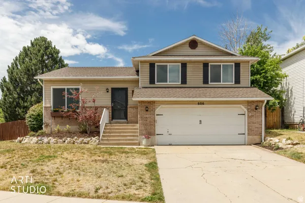 $500,000 | 606 South 925 East, Layton, UT 84041