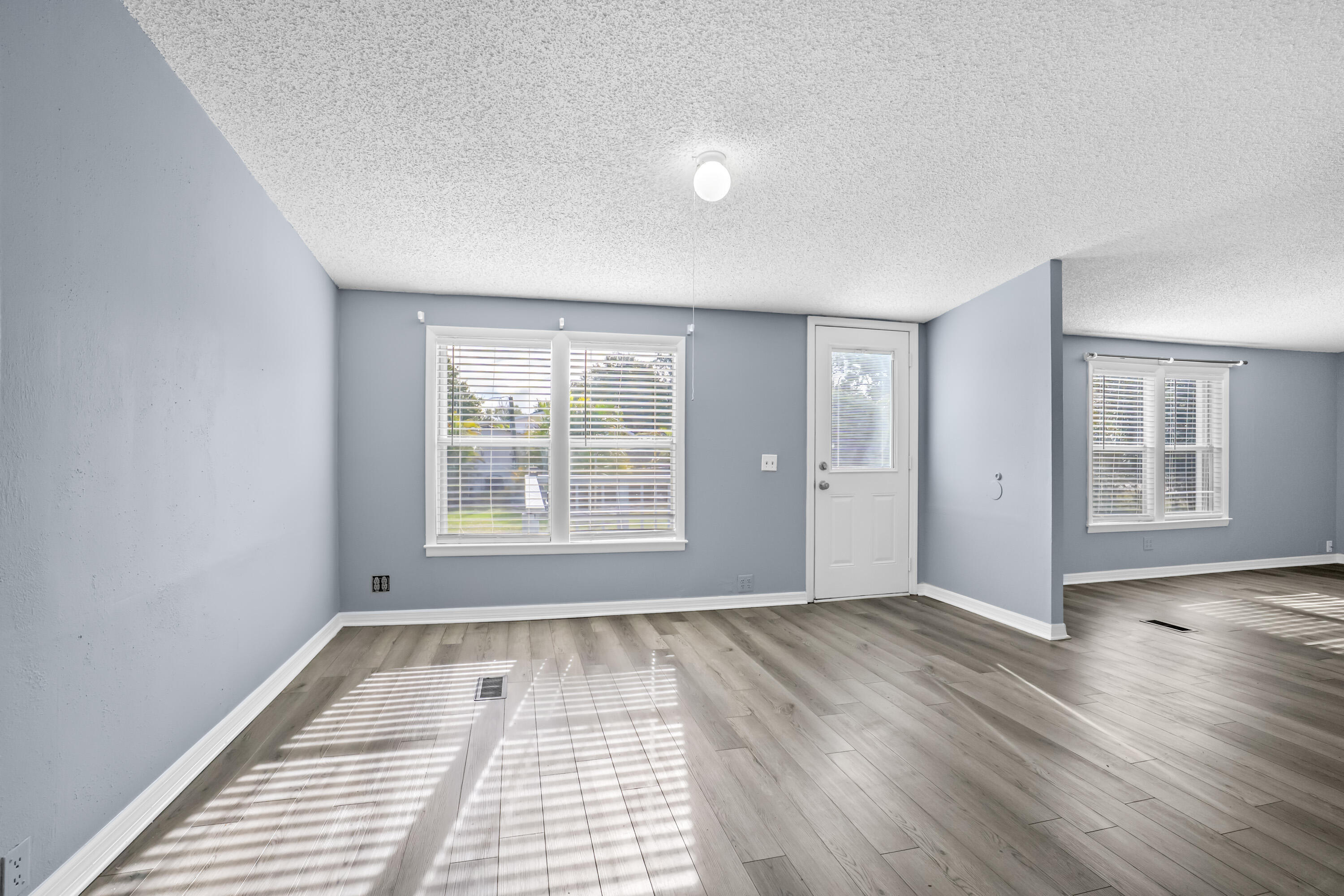 7990 129th Place Sebastian, FL 32958 - Photo 19 of 40 7990-129th-Pl-HigMedia-018