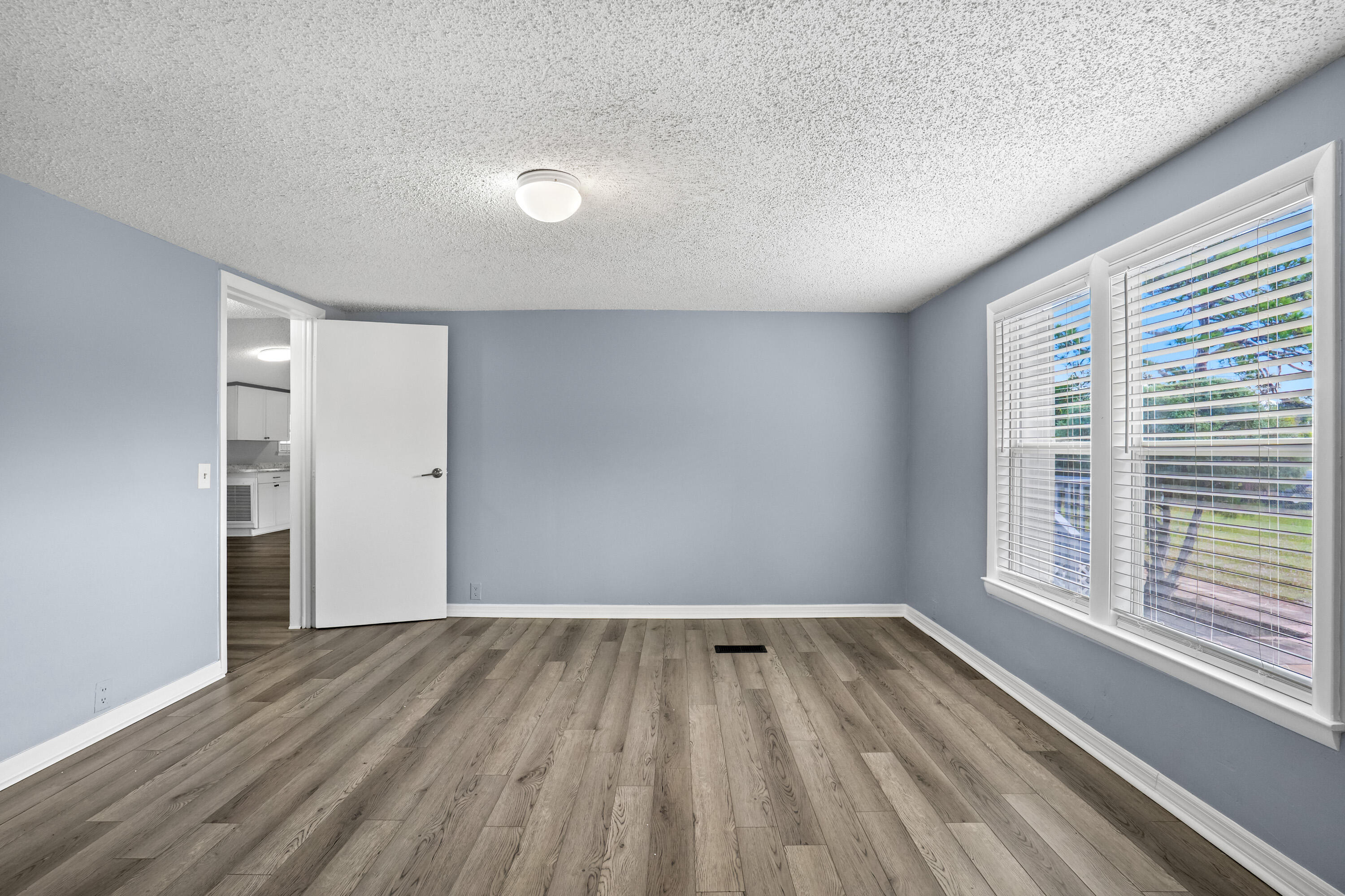 7990 129th Place Sebastian, FL 32958 - Photo 28 of 40 7990-129th-Pl-HigMedia-027