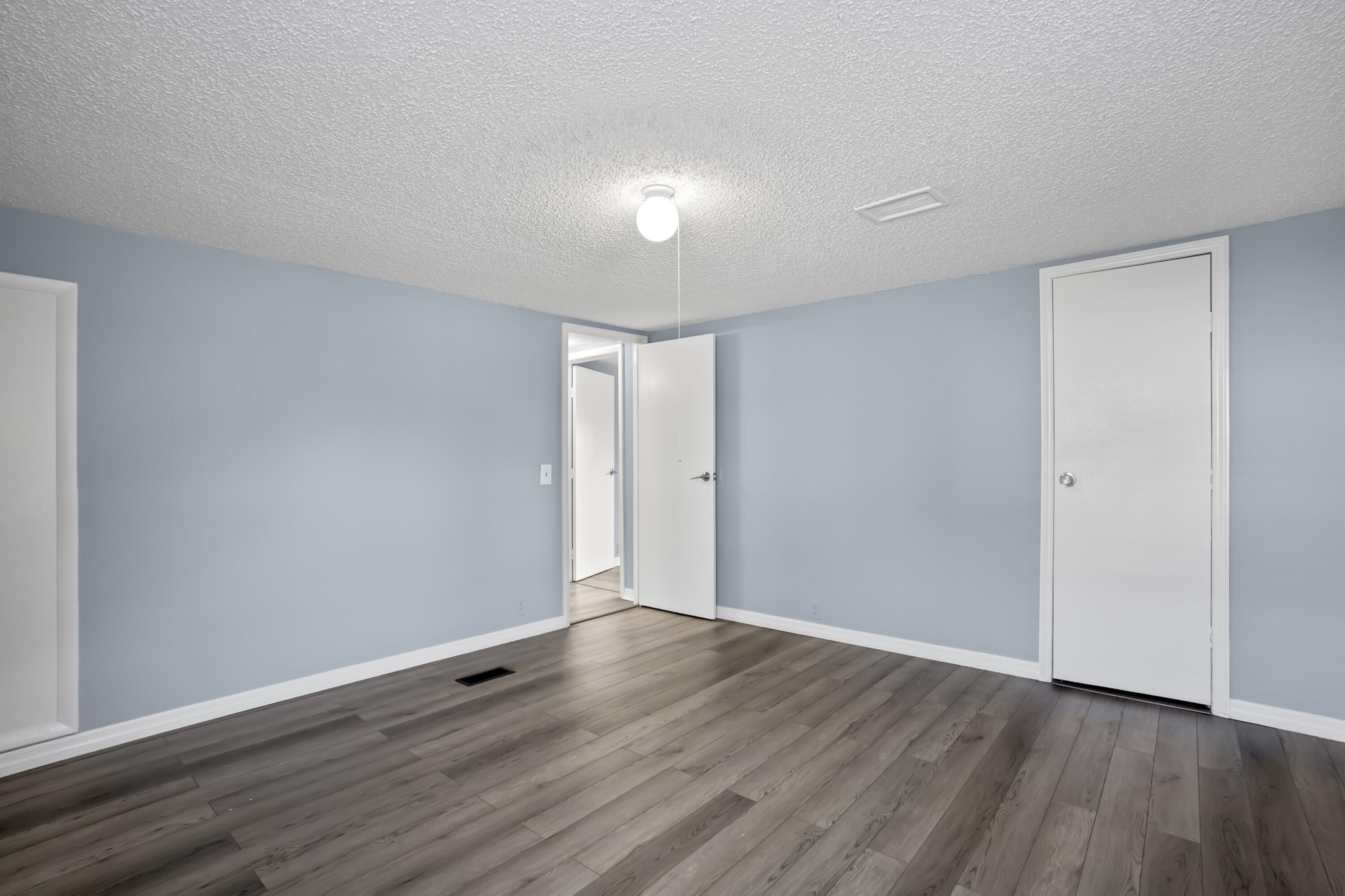 7990 129th Place Sebastian, FL 32958 - Photo 31 of 40 7990-129th-Pl-HigMedia-030