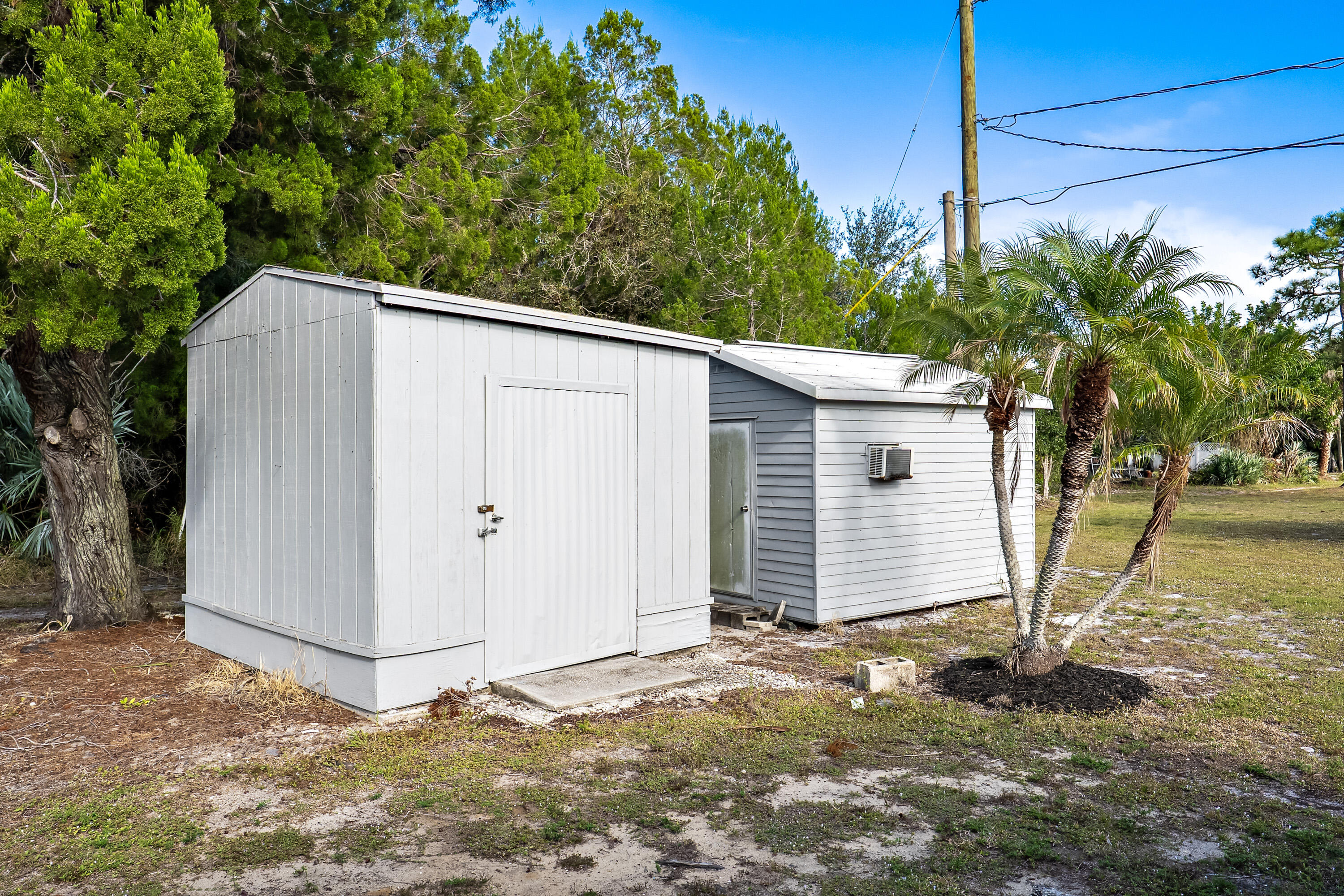 7990 129th Place Sebastian, FL 32958 - Photo 35 of 40 7990-129th-Pl-HigMedia-034
