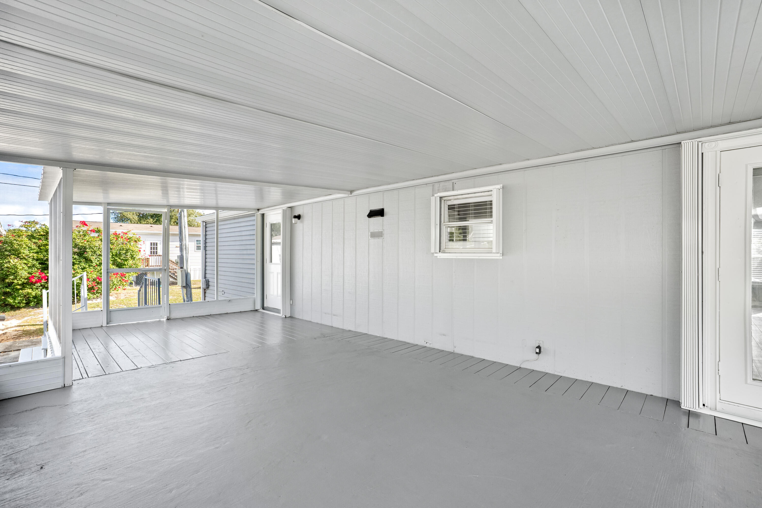 7990 129th Place Sebastian, FL 32958 - Photo 7 of 40 7990-129th-Pl-HigMedia-006