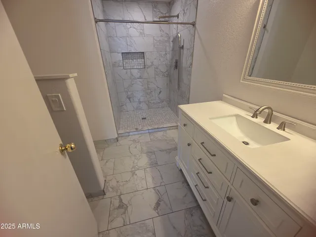 $2,300 | 7724 West Oraibi Drive, Glendale, AZ 85308