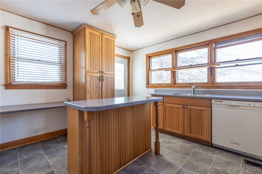 2201 Reno Avenue New Albany, IN 47150 - Photo 12 of 40 Gallery Image 12