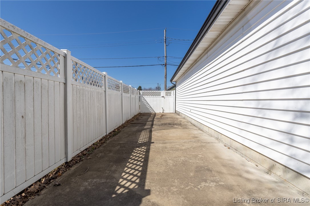 2201 Reno Avenue New Albany, IN 47150 - Photo 33 of 40 Gallery Image 33