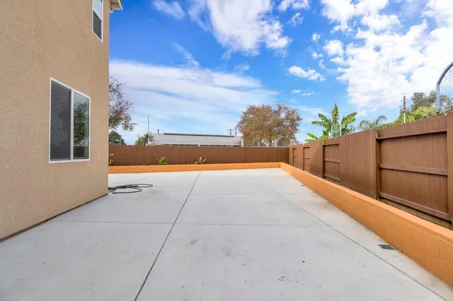 $595,000 | 2481 North Pearwood Avenue, Fresno, CA 93727