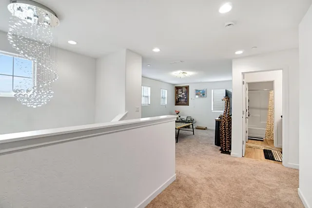 $595,000 | 2481 North Pearwood Avenue, Fresno, CA 93727