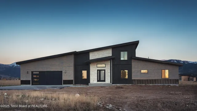 $1,425,000 | 1629 Jackrabbit Lane, Driggs, ID 83422