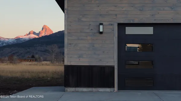 $1,425,000 | 1629 Jackrabbit Lane, Driggs, ID 83422