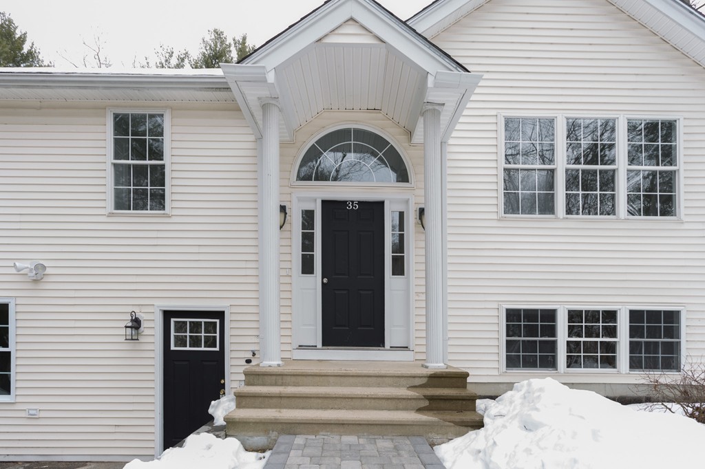 35 Joppa Road Worcester, MA 01602 - Photo 3 of 10 Gallery Image 3