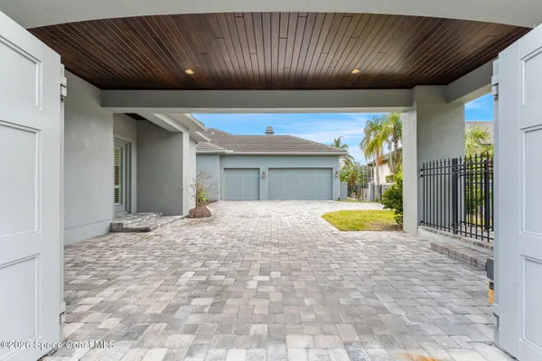 $3,600,000 | 135 Lansing Island Drive, Indian Harbour Beach, FL 32937