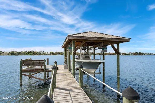 $3,600,000 | 135 Lansing Island Drive, Indian Harbour Beach, FL 32937