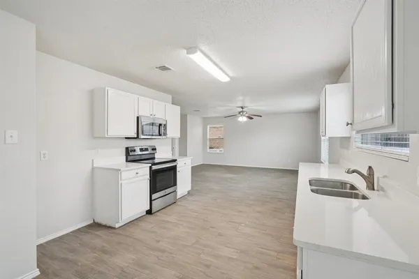 $335,000 | 2121 Franks Street, Fort Worth, TX 76177