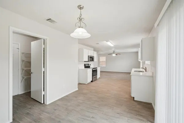 $335,000 | 2121 Franks Street, Fort Worth, TX 76177