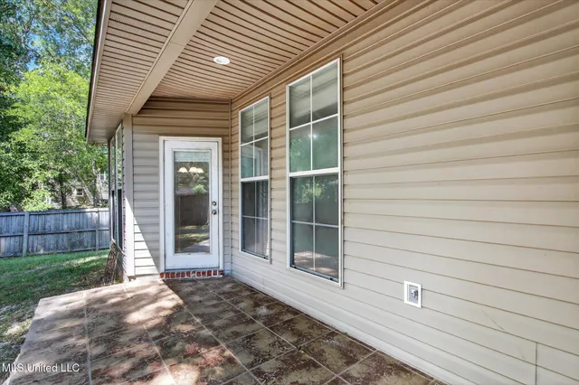 $268,000 | 7310 Ahi Drive, Diamondhead, MS 39525