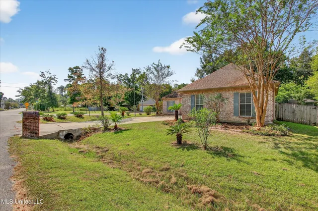 $268,000 | 7310 Ahi Drive, Diamondhead, MS 39525