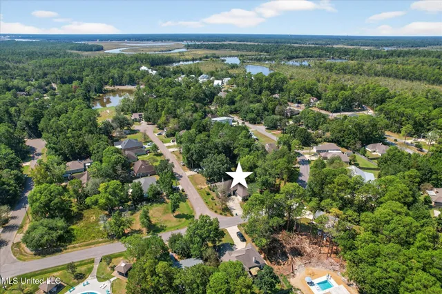$268,000 | 7310 Ahi Drive, Diamondhead, MS 39525