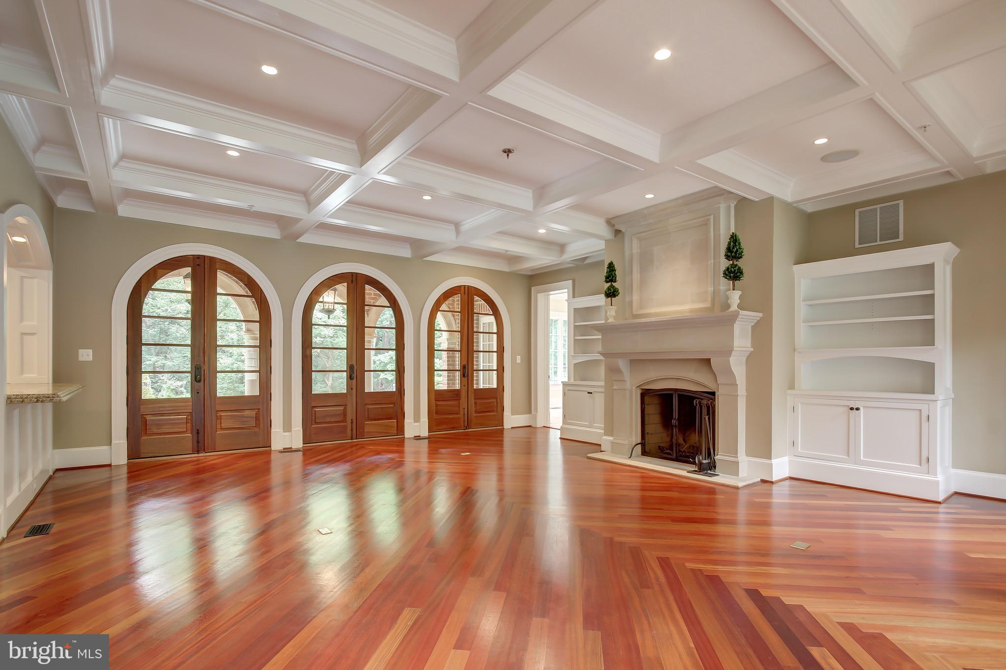 15215 Seneca Road Darnestown, MD 20874 - Photo 27 of 80 Family Room