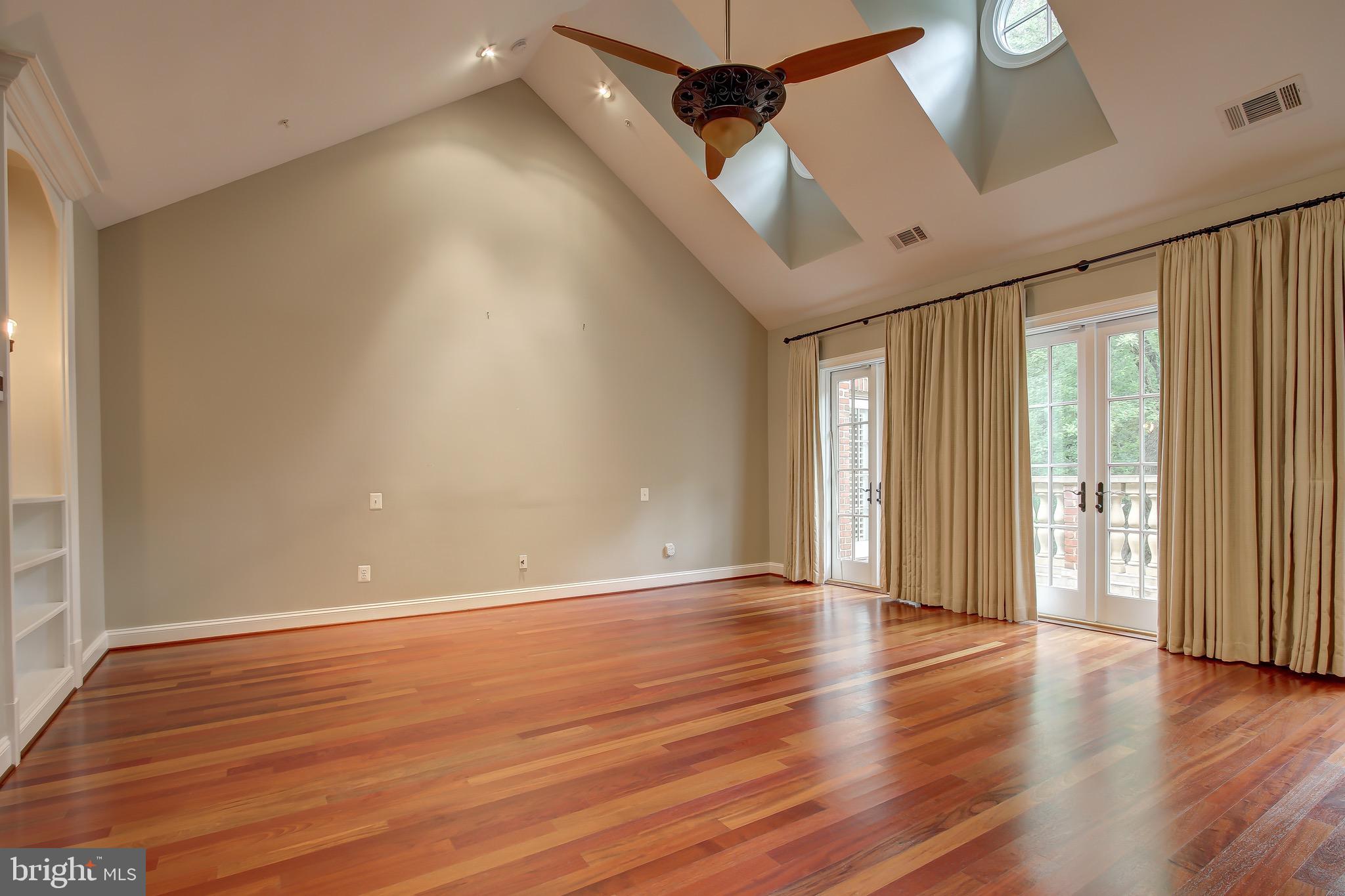 15215 Seneca Road Darnestown, MD 20874 - Photo 42 of 80 Master Bedroom