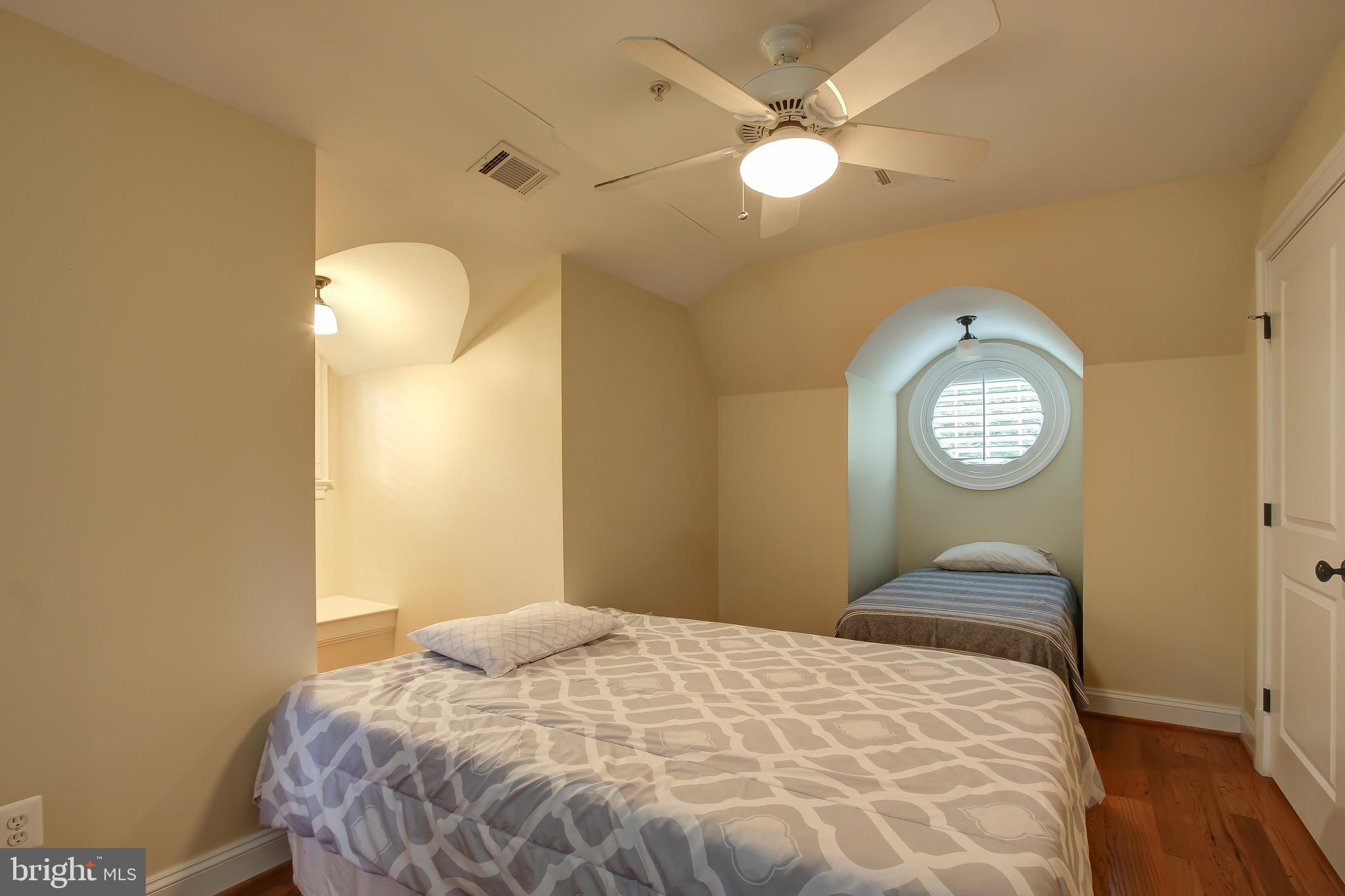 15215 Seneca Road Darnestown, MD 20874 - Photo 62 of 80 Guest/In-Law/Rental Suite Bedroom 5