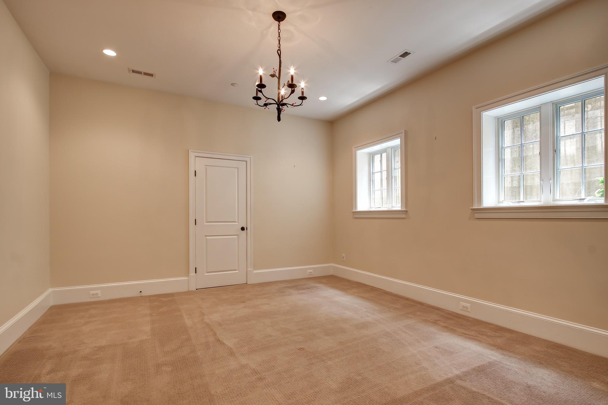 15215 Seneca Road Darnestown, MD 20874 - Photo 68 of 80 Basement Bedroom 6