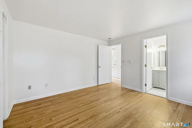 $619,000 | 6 Heritage Lane, Simsbury, CT 06070