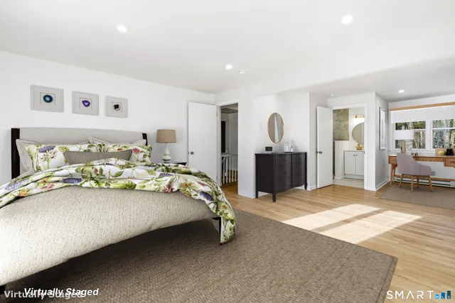 $619,000 | 6 Heritage Lane, Simsbury, CT 06070