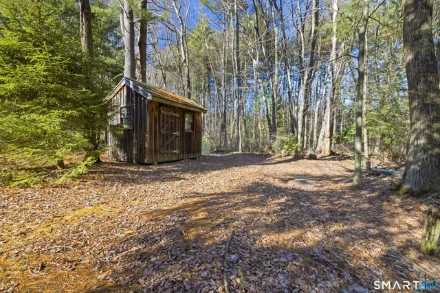 $619,000 | 6 Heritage Lane, Simsbury, CT 06070