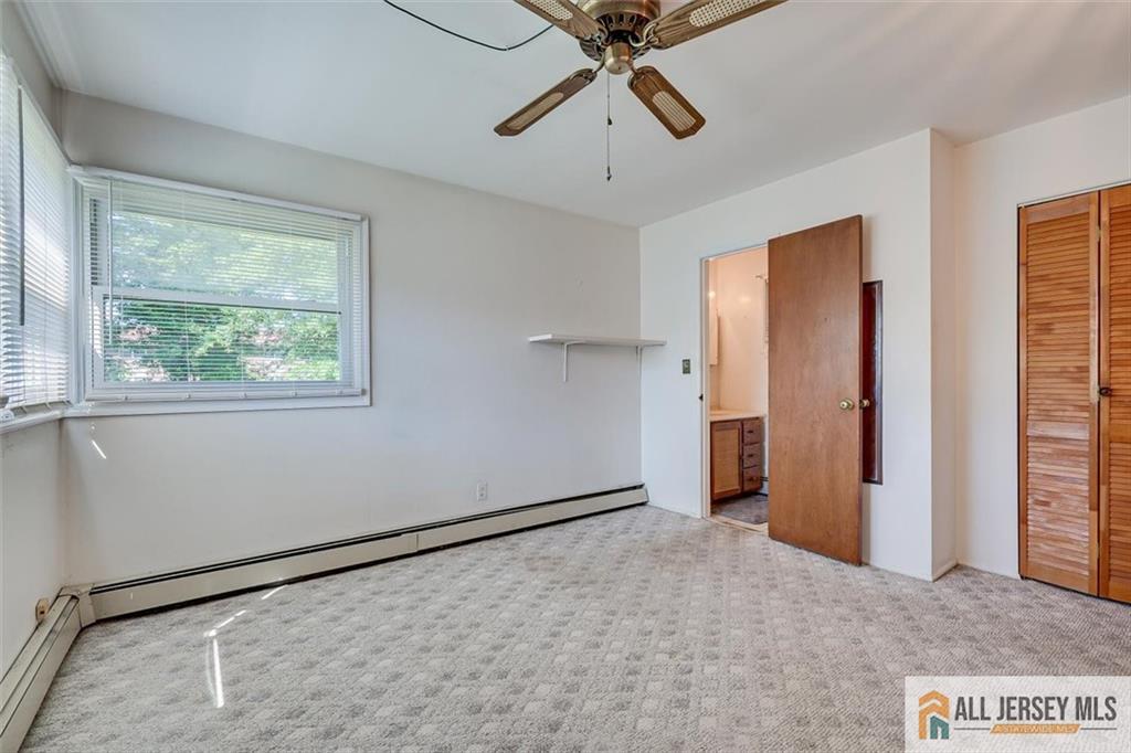 19 Stanworth Road Kendall Park, NJ 08824 - Photo 9 of 22 Gallery Image 9