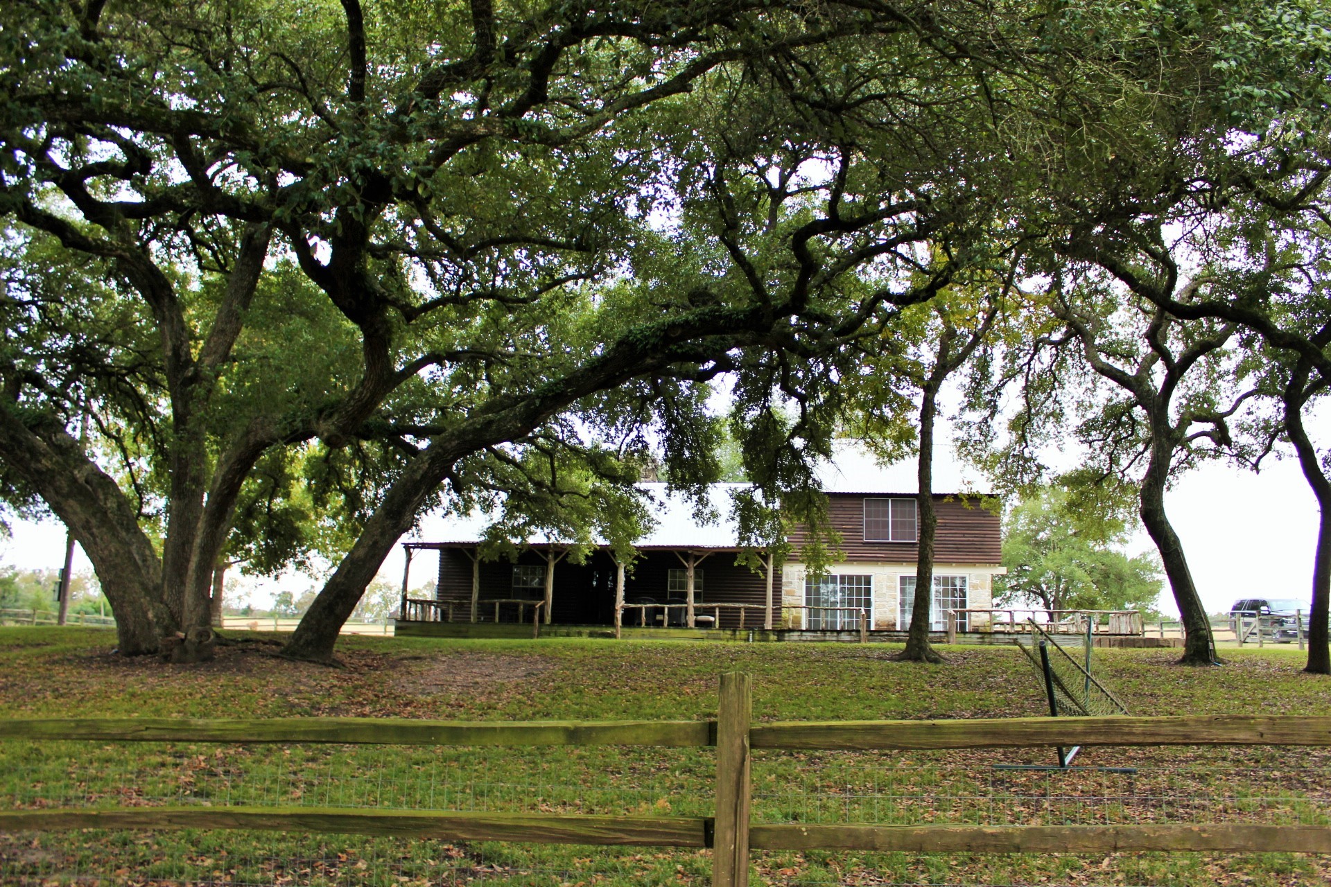 11850 McCrocklin Road Brenham, TX 77833 - Photo 1 of 12 Gallery Image 1
