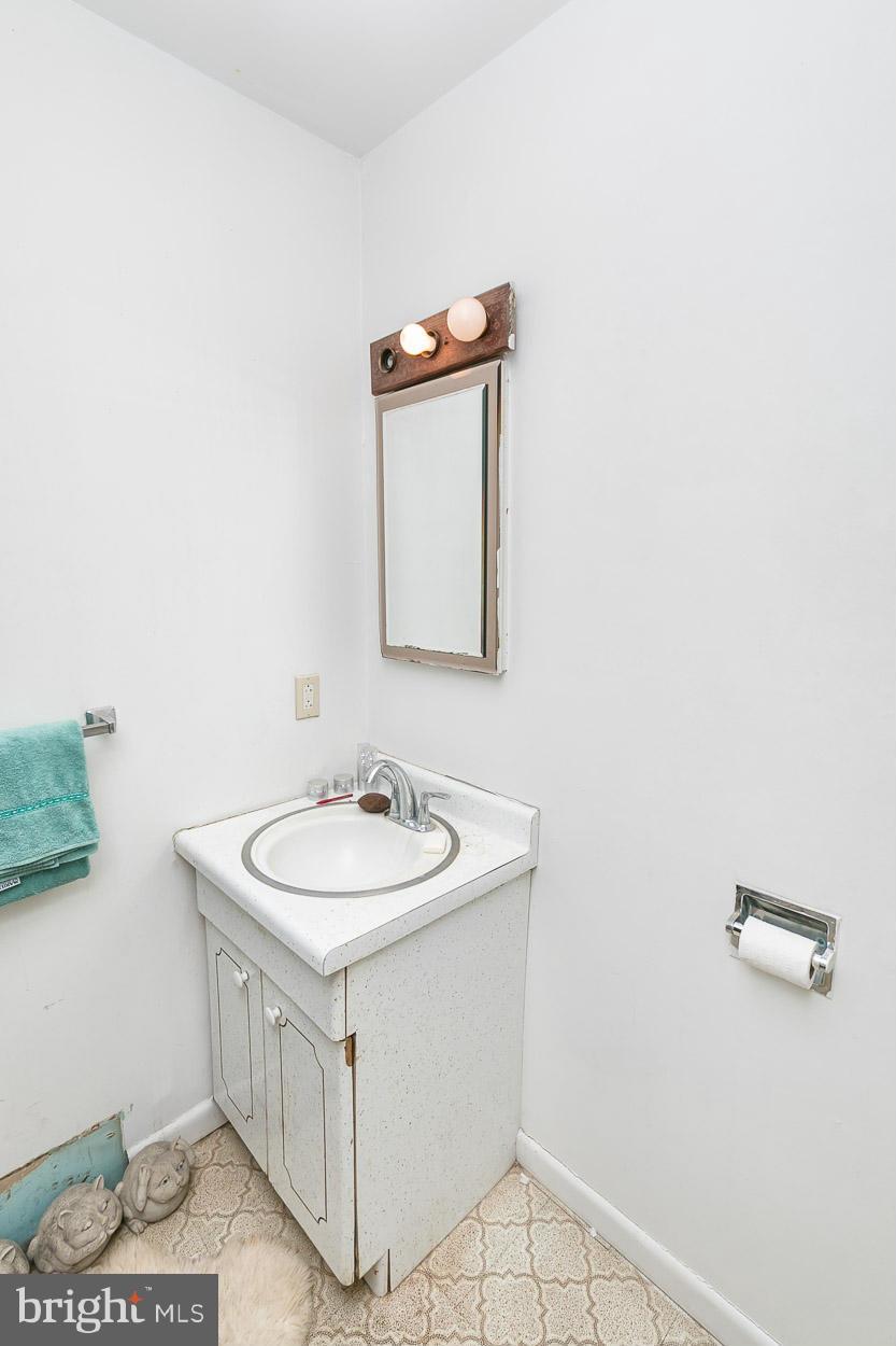 3352 Cedar Church Road Darlington, MD 21034 - Photo 14 of 23 Bath (Master)