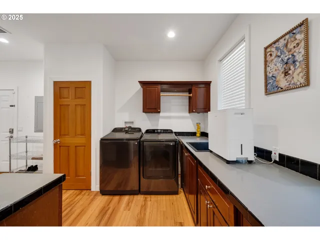 $989,000 | 3308 Bayview Terrace, Seaside, OR 97138