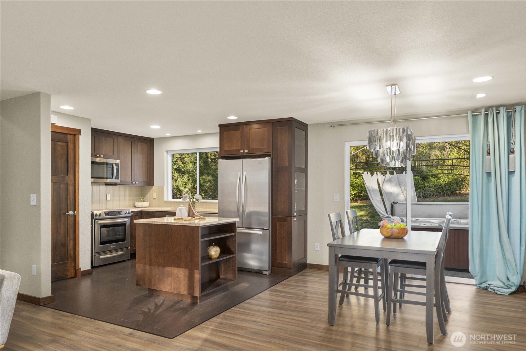 3917 240th Street East Spanaway, WA 98387 - Photo 6 of 40