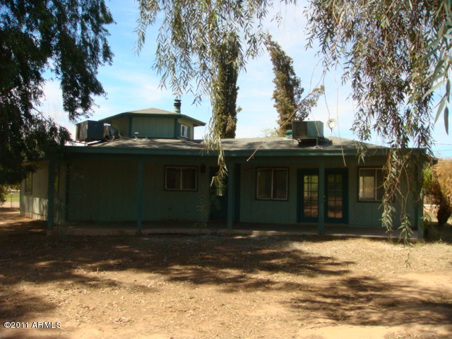 16627 East Frye Road Gilbert, AZ 85295 - Photo 8 of 13 rear