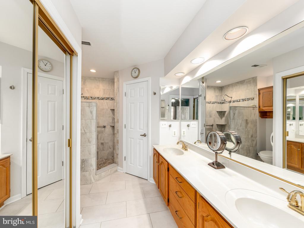 11244 Summerlake Boulevard Fredericksburg, VA 22407 - Photo 10 of 24