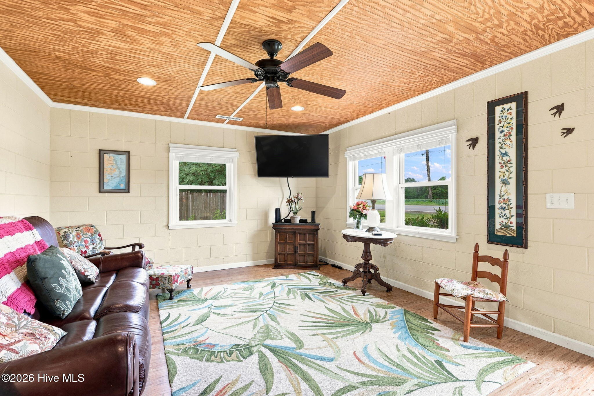 682 Tom Mann Road Newport, NC 28570 - Photo 5 of 44