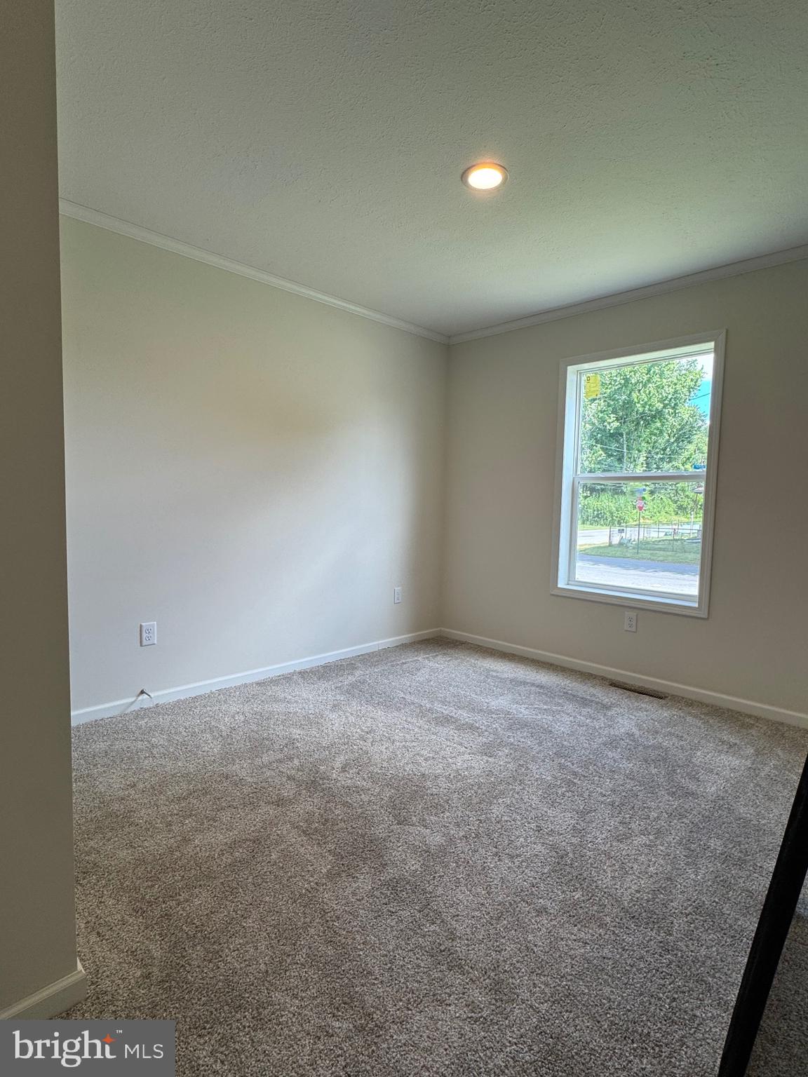28 4th Avenue Carneys Point, NJ 08069 - Photo 9 of 18