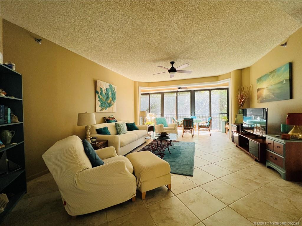 221 Northeast Plantation Road, Unit 215 Stuart, FL 34996 - Photo 12 of 83