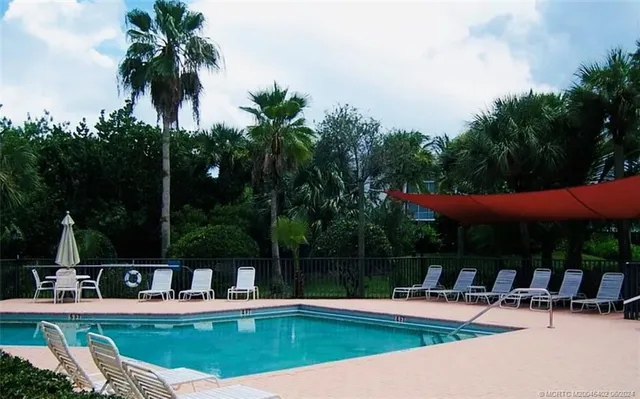 $2,600 | 221 Northeast Plantation Road, Unit 215, Stuart, FL 34996