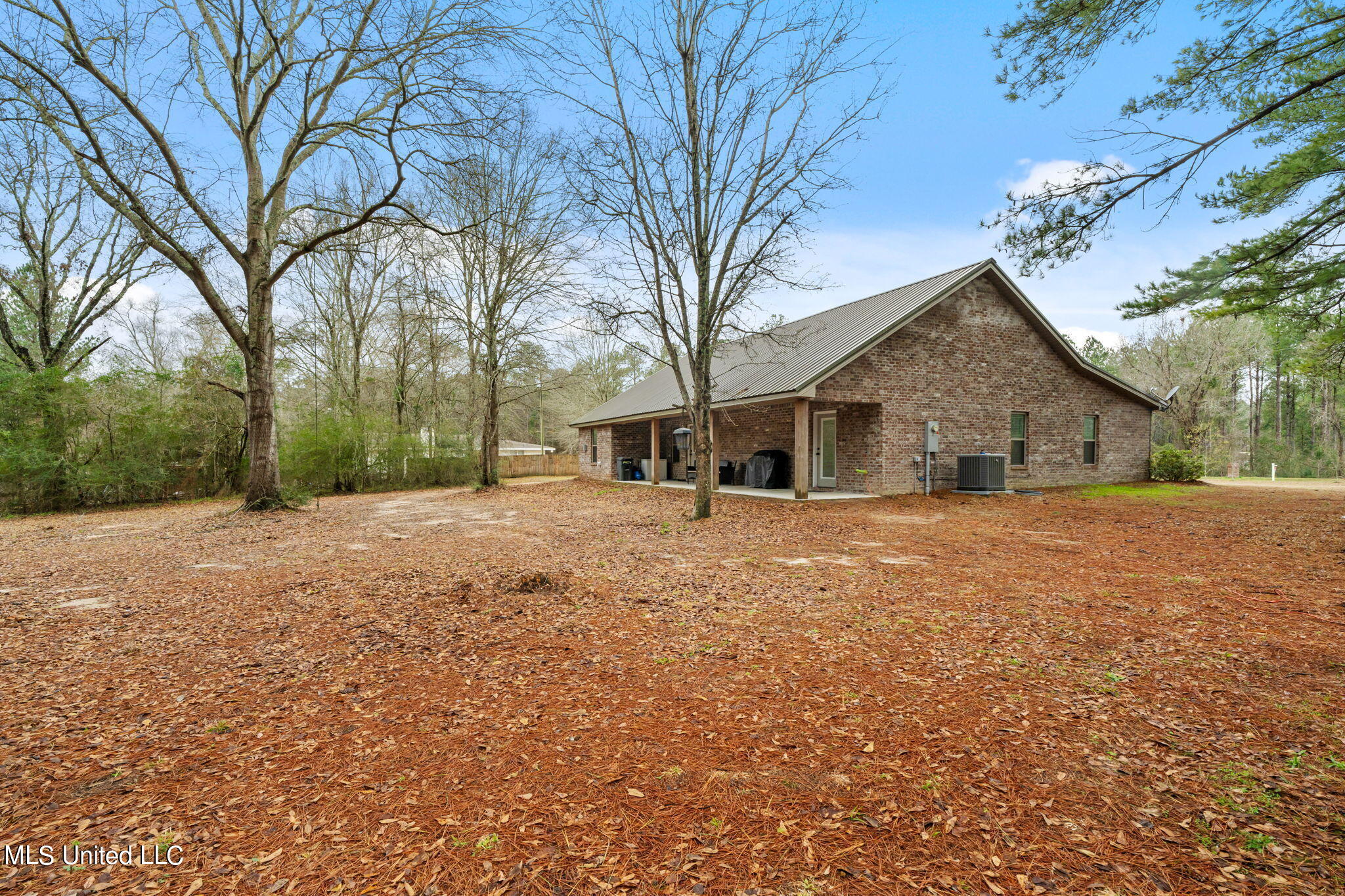 112 Hickory Grove Church Road Sumrall, MS 39482 - Photo 36 of 52 112_Hickory_Grove_Church_Road-43