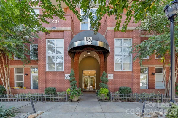 $1,750 | 1320 Fillmore Avenue, Unit 127, Charlotte, NC 28203
