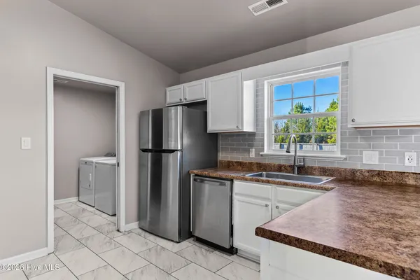 $1,600 | 107 Clint Mills Road, Maysville, NC 28555