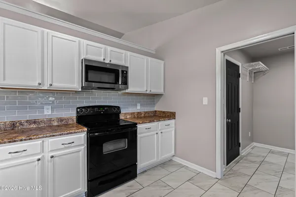 $1,600 | 107 Clint Mills Road, Maysville, NC 28555