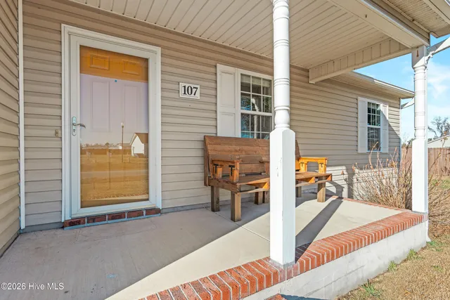 $1,600 | 107 Clint Mills Road, Maysville, NC 28555